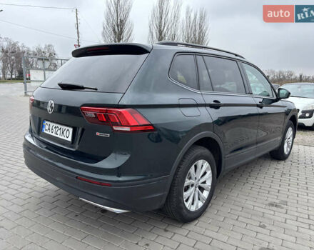 Зелений Фольксваген Тігуан, об'ємом двигуна 2 л та пробігом 160 тис. км за 16700 $, фото 3 на Automoto.ua