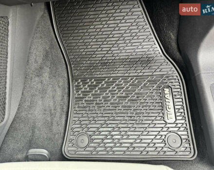 Зелений Фольксваген Тігуан, об'ємом двигуна 1.98 л та пробігом 80 тис. км за 21700 $, фото 39 на Automoto.ua