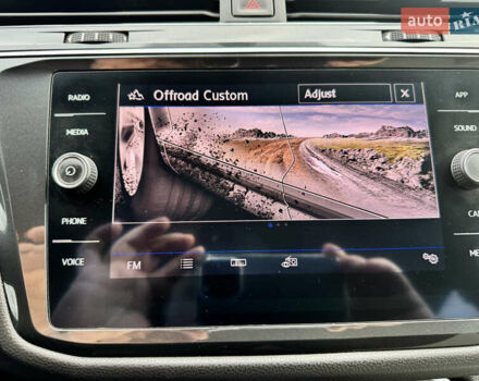 Зелений Фольксваген Тігуан, об'ємом двигуна 1.98 л та пробігом 80 тис. км за 21700 $, фото 51 на Automoto.ua