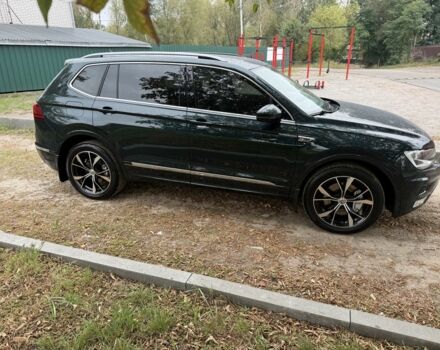 Зелений Фольксваген Тігуан, об'ємом двигуна 2 л та пробігом 106 тис. км за 19900 $, фото 6 на Automoto.ua