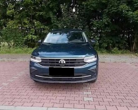 Зеленый Фольксваген Тигуан, объемом двигателя 2 л и пробегом 54 тыс. км за 11200 $, фото 2 на Automoto.ua