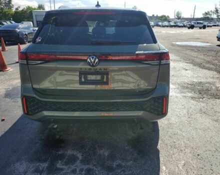 Зелений Фольксваген Тігуан, об'ємом двигуна 2 л та пробігом 296 тис. км за 17000 $, фото 5 на Automoto.ua