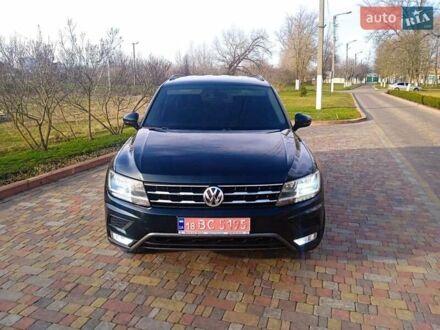 Зеленый Фольксваген Тигуан, объемом двигателя 0 л и пробегом 156 тыс. км за 16850 $, фото 1 на Automoto.ua