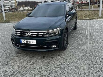 Зеленый Фольксваген Тигуан, объемом двигателя 1.98 л и пробегом 73 тыс. км за 24300 $, фото 1 на Automoto.ua