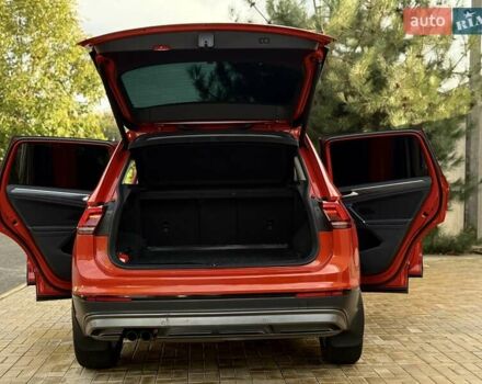 Оранжевый Фольксваген Тигуан, объемом двигателя 1.98 л и пробегом 161 тыс. км за 23900 $, фото 53 на Automoto.ua