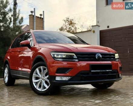 Оранжевый Фольксваген Тигуан, объемом двигателя 1.98 л и пробегом 161 тыс. км за 23900 $, фото 4 на Automoto.ua