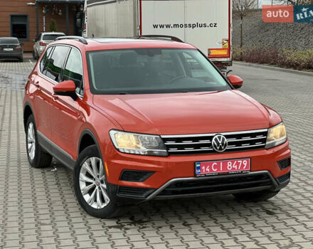 Оранжевый Фольксваген Тигуан, объемом двигателя 2 л и пробегом 143 тыс. км за 16700 $, фото 3 на Automoto.ua