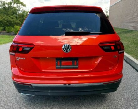 Помаранчевий Фольксваген Тігуан, об'ємом двигуна 2 л та пробігом 31 тис. км за 9000 $, фото 5 на Automoto.ua