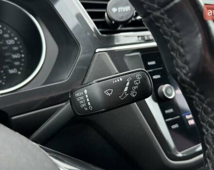 Оранжевый Фольксваген Тигуан, объемом двигателя 1.98 л и пробегом 112 тыс. км за 18999 $, фото 33 на Automoto.ua