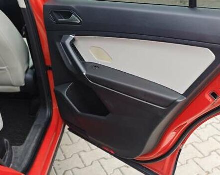 Оранжевый Фольксваген Тигуан, объемом двигателя 1.98 л и пробегом 148 тыс. км за 16200 $, фото 40 на Automoto.ua