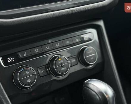 Оранжевый Фольксваген Тигуан, объемом двигателя 1.98 л и пробегом 112 тыс. км за 18999 $, фото 31 на Automoto.ua