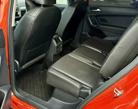 Оранжевый Фольксваген Тигуан, объемом двигателя 1.98 л и пробегом 176 тыс. км за 19200 $, фото 16 на Automoto.ua