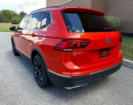 Помаранчевий Фольксваген Тігуан, об'ємом двигуна 2 л та пробігом 31 тис. км за 9000 $, фото 4 на Automoto.ua