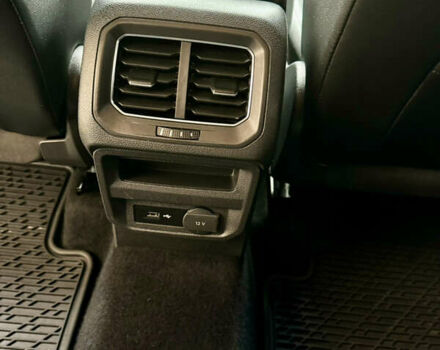 Оранжевый Фольксваген Тигуан, объемом двигателя 1.98 л и пробегом 176 тыс. км за 19200 $, фото 23 на Automoto.ua