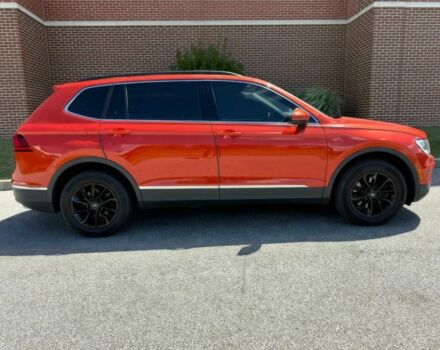 Помаранчевий Фольксваген Тігуан, об'ємом двигуна 2 л та пробігом 31 тис. км за 9000 $, фото 7 на Automoto.ua