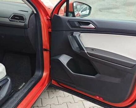 Оранжевый Фольксваген Тигуан, объемом двигателя 1.98 л и пробегом 148 тыс. км за 16200 $, фото 42 на Automoto.ua