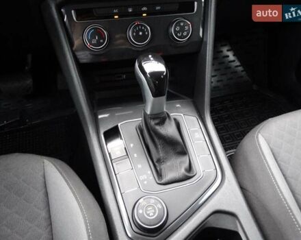 Оранжевый Фольксваген Тигуан, объемом двигателя 1.98 л и пробегом 107 тыс. км за 19500 $, фото 12 на Automoto.ua