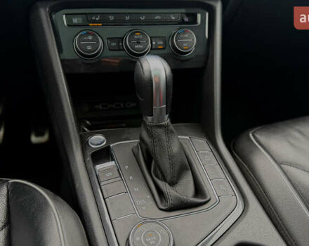 Оранжевый Фольксваген Тигуан, объемом двигателя 2 л и пробегом 152 тыс. км за 25900 $, фото 34 на Automoto.ua