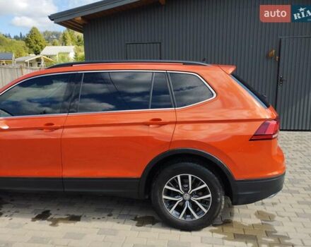 Помаранчевий Фольксваген Тігуан, об'ємом двигуна 1.98 л та пробігом 104 тис. км за 16200 $, фото 8 на Automoto.ua
