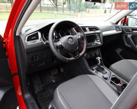 Оранжевый Фольксваген Тигуан, объемом двигателя 1.98 л и пробегом 107 тыс. км за 19500 $, фото 9 на Automoto.ua