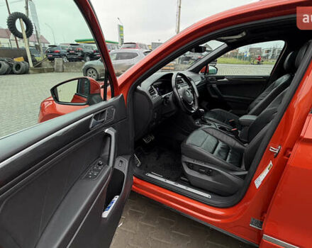 Оранжевый Фольксваген Тигуан, объемом двигателя 2 л и пробегом 152 тыс. км за 25900 $, фото 41 на Automoto.ua