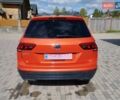 Помаранчевий Фольксваген Тігуан, об'ємом двигуна 1.98 л та пробігом 104 тис. км за 16200 $, фото 10 на Automoto.ua