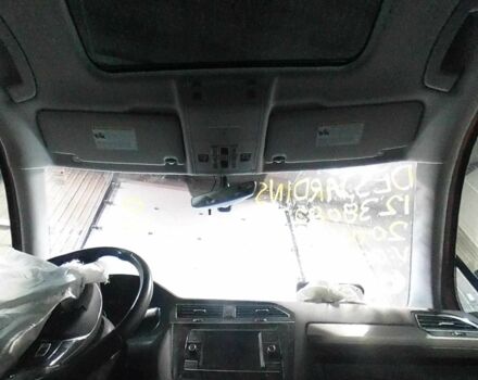 Оранжевый Фольксваген Тигуан, объемом двигателя 2 л и пробегом 115 тыс. км за 11500 $, фото 4 на Automoto.ua