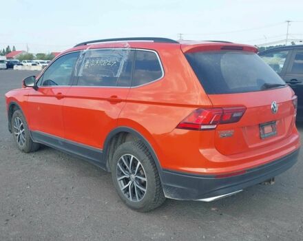 Оранжевый Фольксваген Тигуан, объемом двигателя 2 л и пробегом 115 тыс. км за 11500 $, фото 1 на Automoto.ua