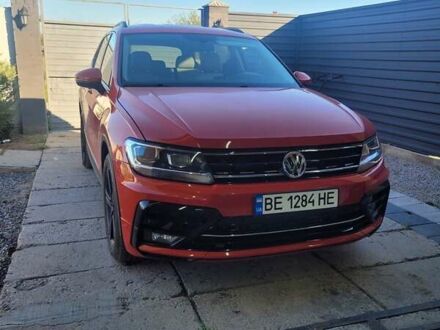 Оранжевый Фольксваген Тигуан, объемом двигателя 1.98 л и пробегом 147 тыс. км за 21900 $, фото 1 на Automoto.ua