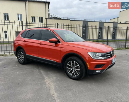 Оранжевый Фольксваген Тигуан, объемом двигателя 1.98 л и пробегом 58 тыс. км за 18900 $, фото 1 на Automoto.ua