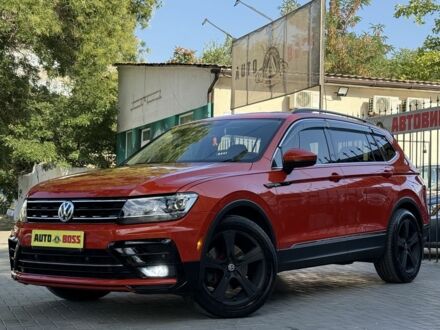 Фольксваген Тигуан 2018 в Николаеве на Automoto.ua Оранжевый Фольксваген Тигуан, объемом двигателя 2 л и пробегом 150 тыс. км за 21500 $, фото 1 на Automoto.ua