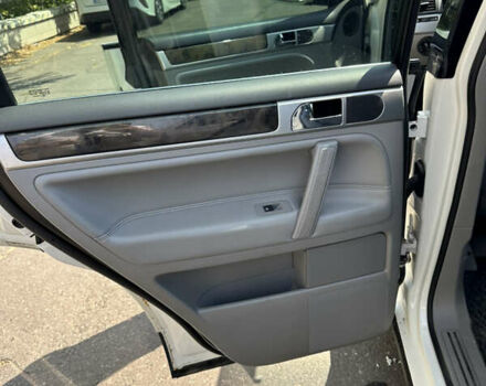 Фольксваген Туарег 2007 у Миколаєві на Automoto.ua Білий Фольксваген Туарег, об'ємом двигуна 3 л та пробігом 226 тис. км за 13100 $, фото 13 на Automoto.ua