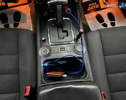 Фольксваген Туарег 2007 у Чернівцях на Automoto.ua Білий Фольксваген Туарег, об'ємом двигуна 2.97 л та пробігом 284 тис. км за 11000 $, фото 11 на Automoto.ua