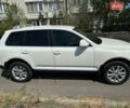 Фольксваген Туарег 2007 у Миколаєві на Automoto.ua Білий Фольксваген Туарег, об'ємом двигуна 3 л та пробігом 226 тис. км за 13100 $, фото 2 на Automoto.ua
