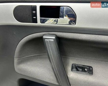 Фольксваген Туарег 2007 у Чернівцях на Automoto.ua Білий Фольксваген Туарег, об'ємом двигуна 2.97 л та пробігом 284 тис. км за 11000 $, фото 9 на Automoto.ua