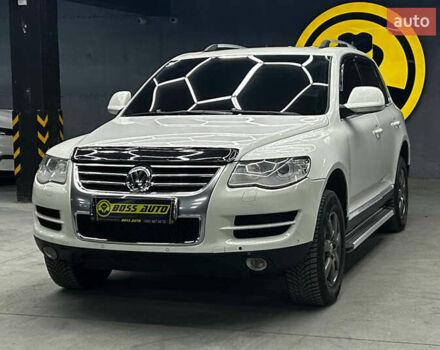 Фольксваген Туарег 2007 у Чернівцях на Automoto.ua Білий Фольксваген Туарег, об'ємом двигуна 2.97 л та пробігом 284 тис. км за 11000 $, фото 2 на Automoto.ua