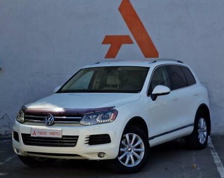 Белый Фольксваген Туарег, объемом двигателя 2.97 л и пробегом 264 тыс. км за 17490 $, фото 12 на Automoto.ua