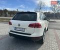 Белый Фольксваген Туарег, объемом двигателя 2.97 л и пробегом 260 тыс. км за 19200 $, фото 15 на Automoto.ua