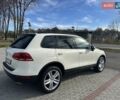 Белый Фольксваген Туарег, объемом двигателя 2.97 л и пробегом 260 тыс. км за 19200 $, фото 14 на Automoto.ua