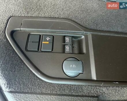 Белый Фольксваген Туарег, объемом двигателя 2.97 л и пробегом 260 тыс. км за 19200 $, фото 47 на Automoto.ua