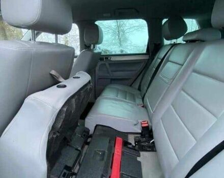 Белый Фольксваген Туарег, объемом двигателя 3 л и пробегом 224 тыс. км за 4500 $, фото 6 на Automoto.ua