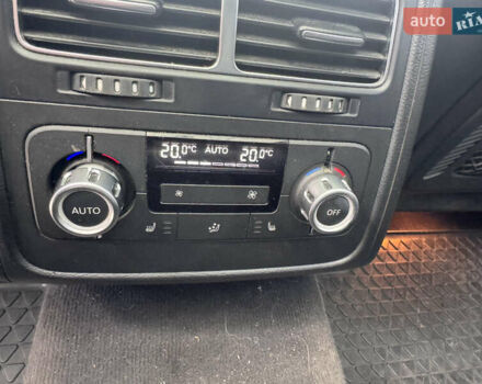 Белый Фольксваген Туарег, объемом двигателя 2.97 л и пробегом 200 тыс. км за 13500 $, фото 20 на Automoto.ua