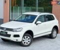 Белый Фольксваген Туарег, объемом двигателя 2.97 л и пробегом 257 тыс. км за 15490 $, фото 2 на Automoto.ua