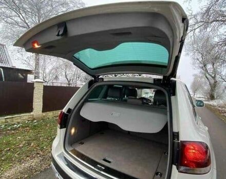 Белый Фольксваген Туарег, объемом двигателя 3 л и пробегом 224 тыс. км за 4500 $, фото 7 на Automoto.ua