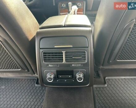 Белый Фольксваген Туарег, объемом двигателя 2.97 л и пробегом 260 тыс. км за 19200 $, фото 38 на Automoto.ua