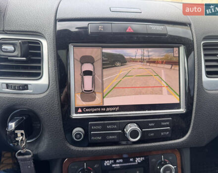 Белый Фольксваген Туарег, объемом двигателя 2.97 л и пробегом 200 тыс. км за 13500 $, фото 18 на Automoto.ua