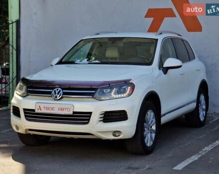 Белый Фольксваген Туарег, объемом двигателя 2.97 л и пробегом 264 тыс. км за 17490 $, фото 5 на Automoto.ua