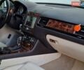 Белый Фольксваген Туарег, объемом двигателя 2.97 л и пробегом 264 тыс. км за 17490 $, фото 51 на Automoto.ua