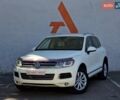 Белый Фольксваген Туарег, объемом двигателя 2.97 л и пробегом 264 тыс. км за 17490 $, фото 1 на Automoto.ua