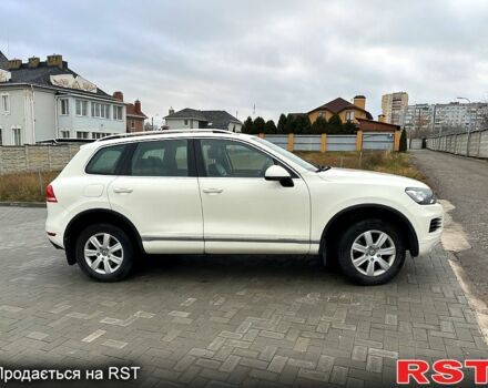 Белый Фольксваген Туарег, объемом двигателя 3 л и пробегом 254 тыс. км за 19500 $, фото 5 на Automoto.ua